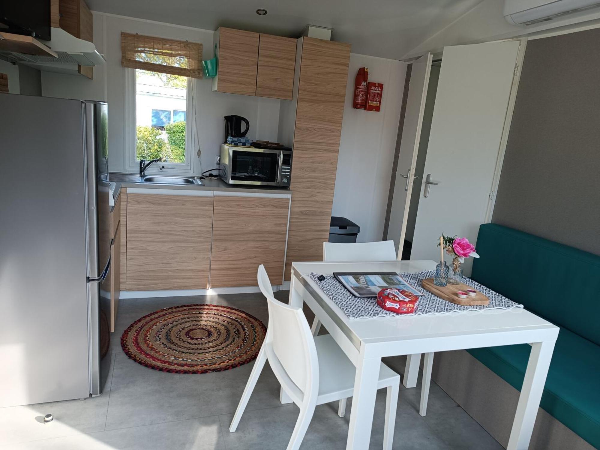 Bj Chalets: Cozy Family-Friendly Chalet at Lauwersoog Holiday Park Exterior photo